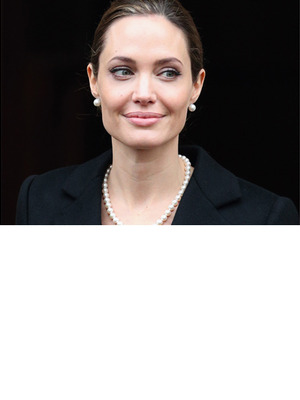 Angelina Jolie: Double Mastectomy My "Medical Choice"