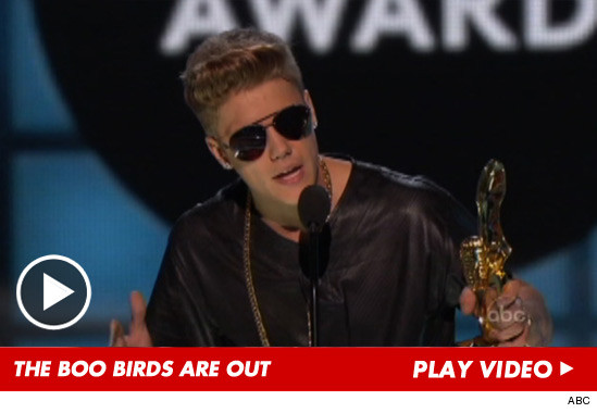 052013_beiber_billboard_launch