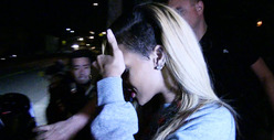 Rihanna to Miley Cyrus -- Hell Yeah I'll MAKE OUT With You! 