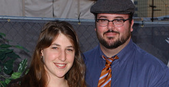 Mayim Bialik -- Divorce Finalized ... The Valley Divided!