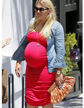 Busy Philipps Sports Giant Baby Bump!