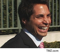 092506_joe_francis_tmz