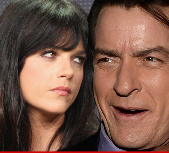 0618_selma_blair_charlie_sheen_Article