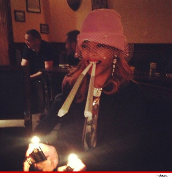 0623-instagram-rihanna