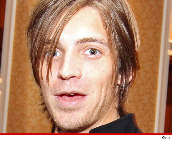 0819_alex_band_getty2