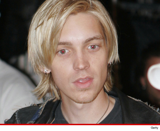 0819_alex_band_getty3