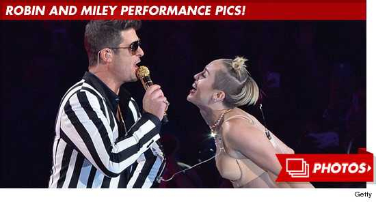 0826_miley_robin_performance_footer