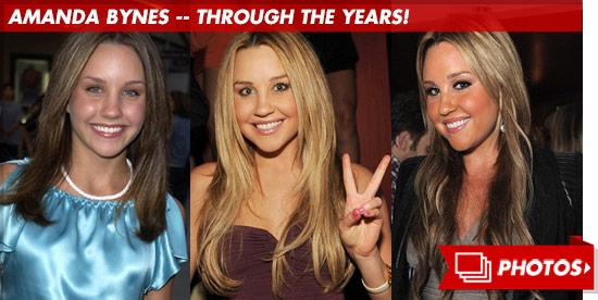 0903_amanda_bynes_through_footer