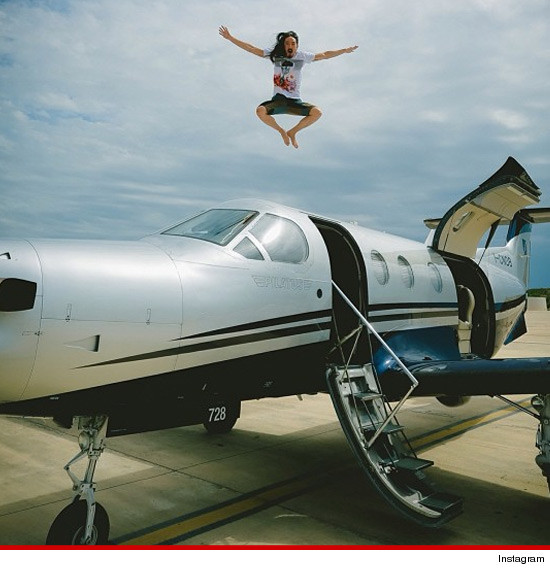 0913_STEVE_AOKI_INSATGRAM