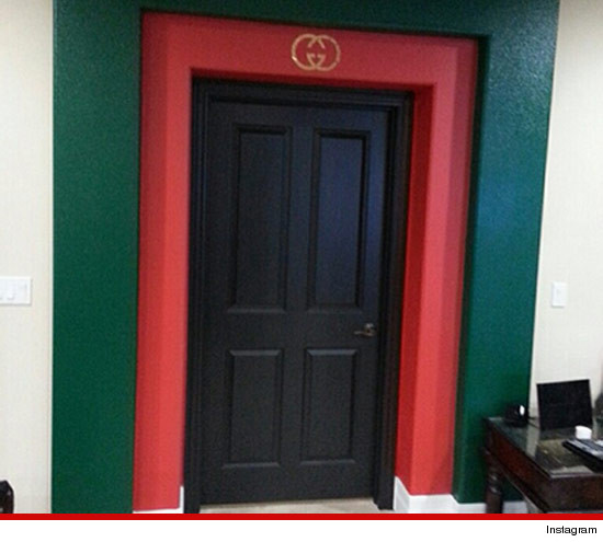 1025-gucci-door-rampage