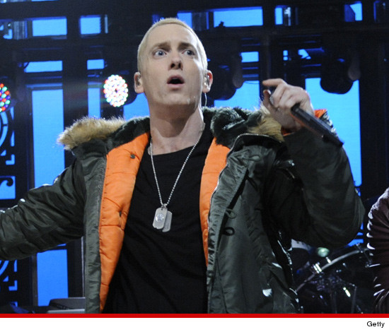 1104-eminem-getty-snl