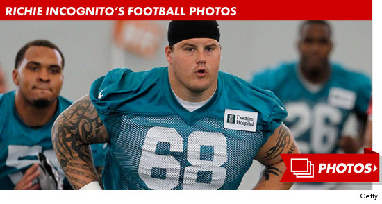 1105_richie_incognito_football_footer
