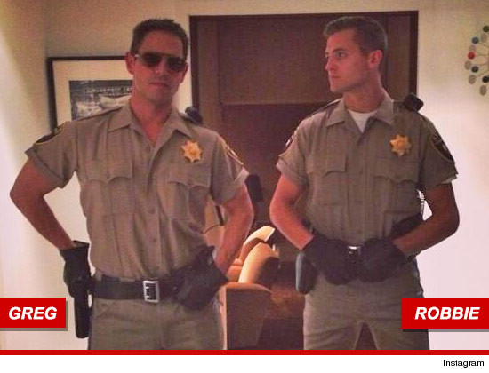 1114-greg-berlanti-instagram-robbie
