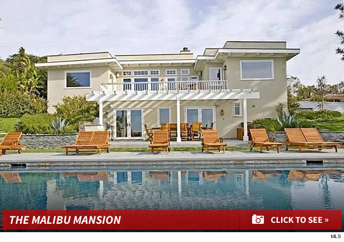 1126_shaun_White_malibu_mansion_launch