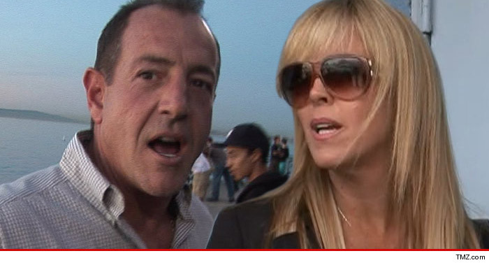 1127_michael_dina_lohan_tmz