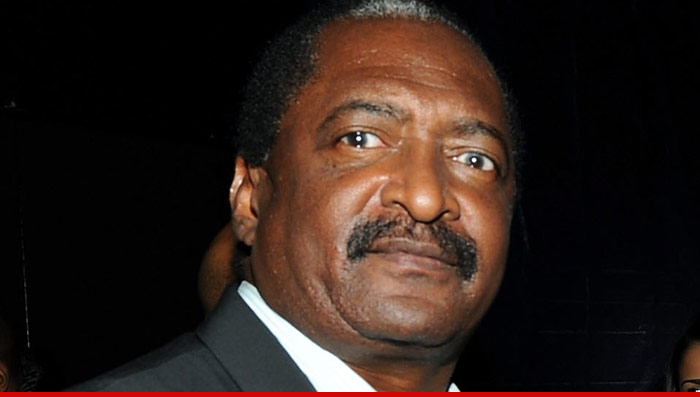 1211-matthew-knowles-01