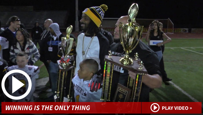 122413_snoop_dogg_launch