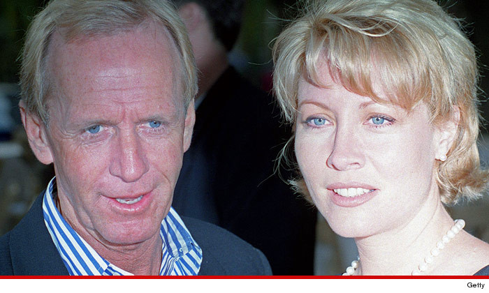 0108-paul-linda-hogan-getty