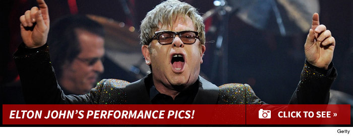 0120_elton_john_performance_footer_v2