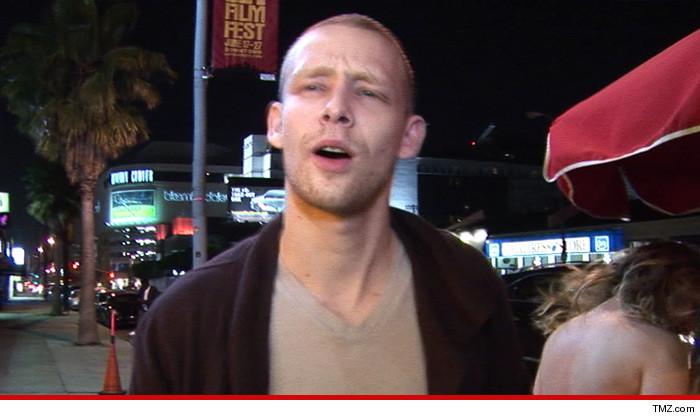 0129-tmz-johnny-lewis