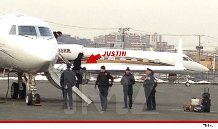 0131_justin_bieber_article_plane_tmz_wm