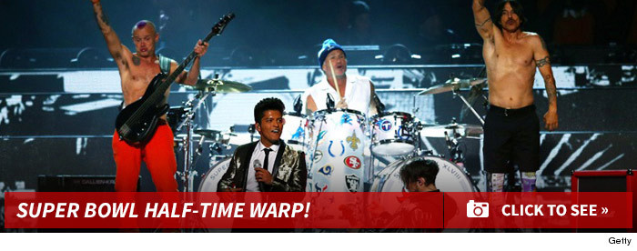 0204_super_bowl_half_time_warp_footer