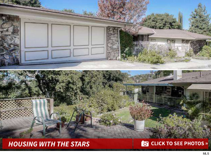 0206_derek_hough_mark_ballas_house_together_inside_photos_lauch