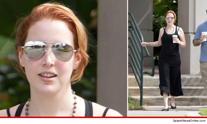 0207-dylan-farrow-splash