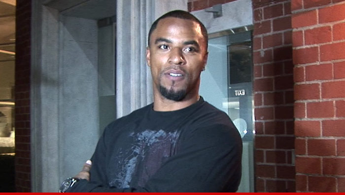 0219-darren-sharper-01
