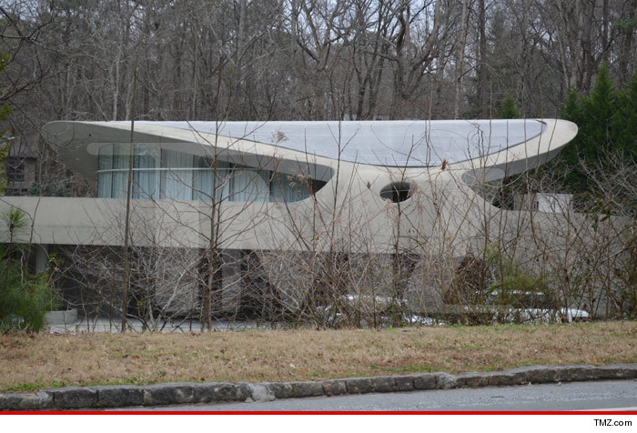 0220-bieber-temp-pad-tmz-wm-3-1
