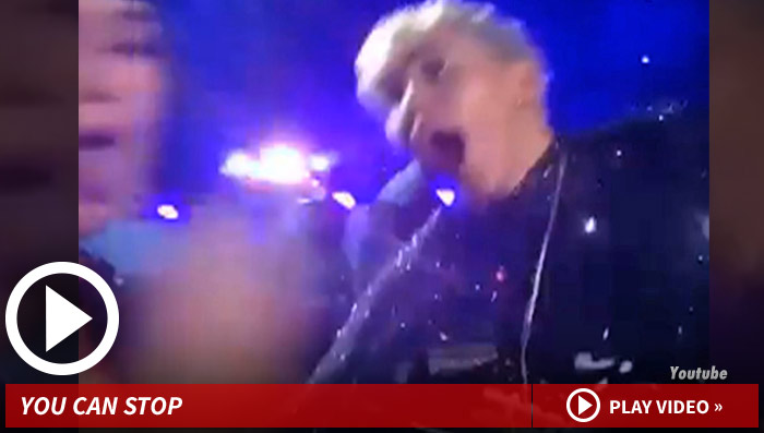 022314_miley_katy_launch
