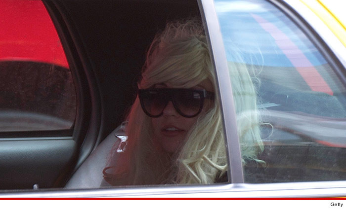 0224-Amanda-bynes-01