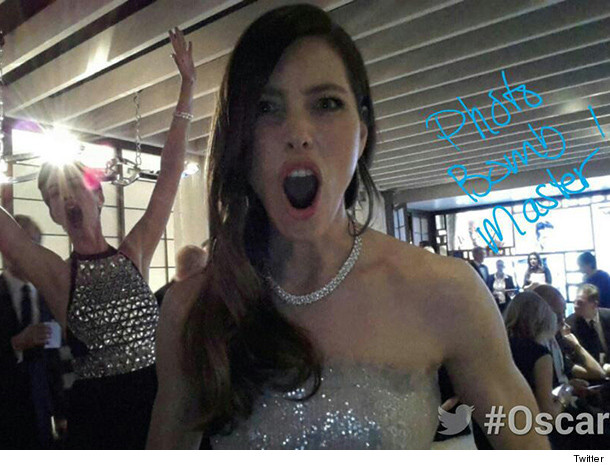 0303_photobomb_biel