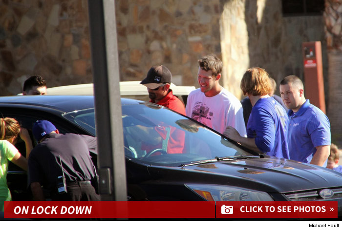 0310_clayton_kershaw_car_keys_locked_launch_v2