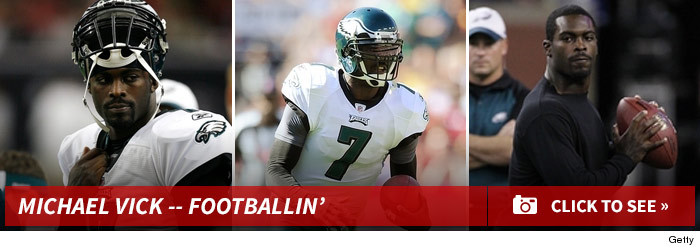 0321_michael_vick_footballin_footer