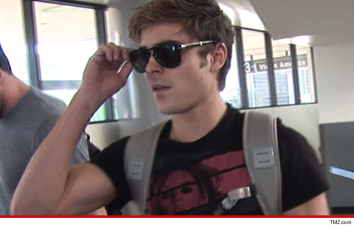 0329-zac-efron-tmz-02