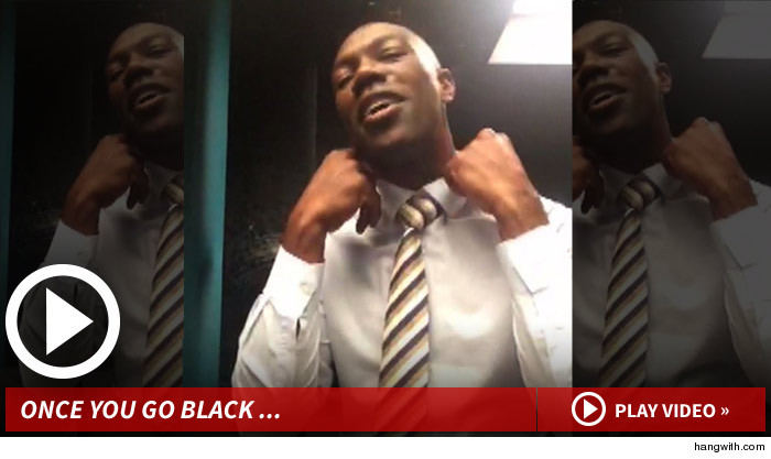040314_terrell_owens_hangwith_launch
