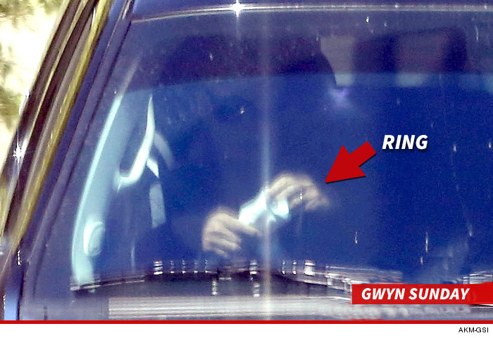 0410-gwen-paltrow-ring-akmgsi-sub-4