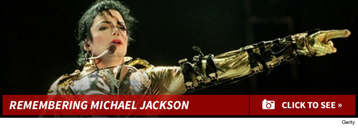 0415_remembering_michael_jackson_footer