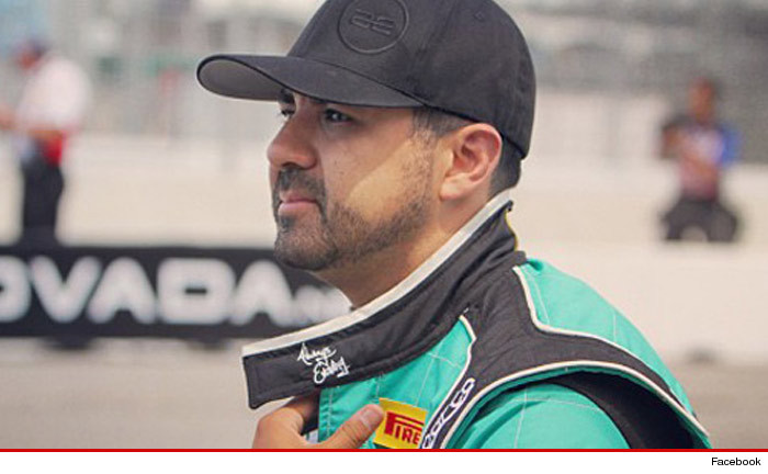 0416_roger_rodas_facebook