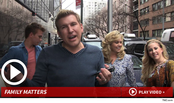 041614_todd_chrisley_launch