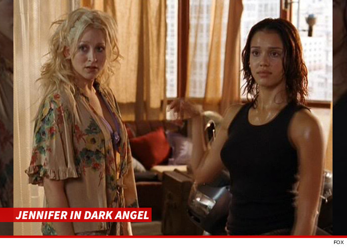 0418-jennifer-in-dark-angel-FOX-02