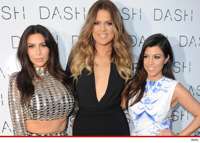 0418-kardashian-girls-settle-getty-01