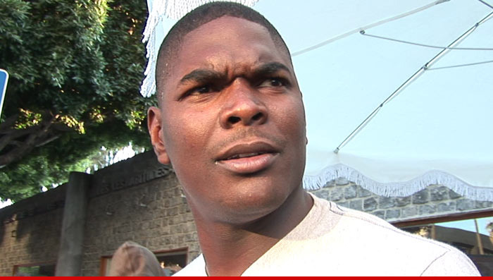 http://ll-media.tmz.com/2014/04/21/0421-keyshawn-johnson-01-1200x630-2.jpg