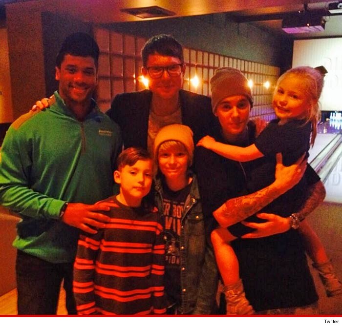 0505-justin-bieber-noswipe-01