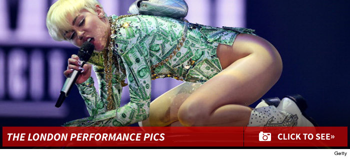 0507_miley_cyrus_london_o2_arena_performance_photos_footer