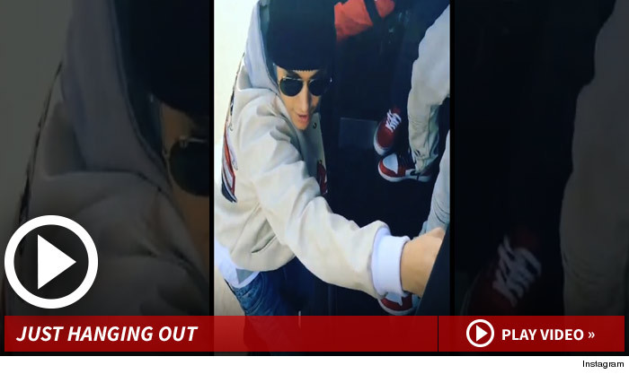 051114_justin_bieber_launch