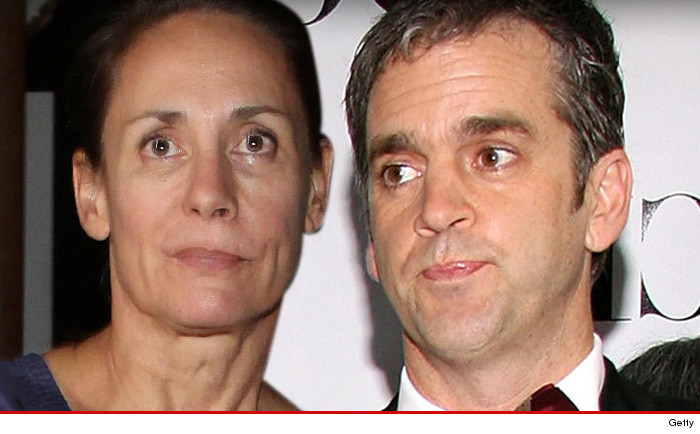 0516-matt-roth-laurie-metcalf-getty-4