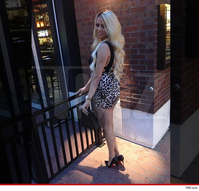 0516-ti-groupi-solo-tmz-01
