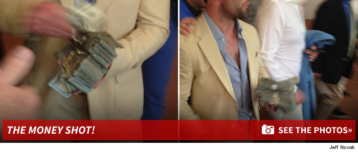0516_wes_welker_money_shot_footer